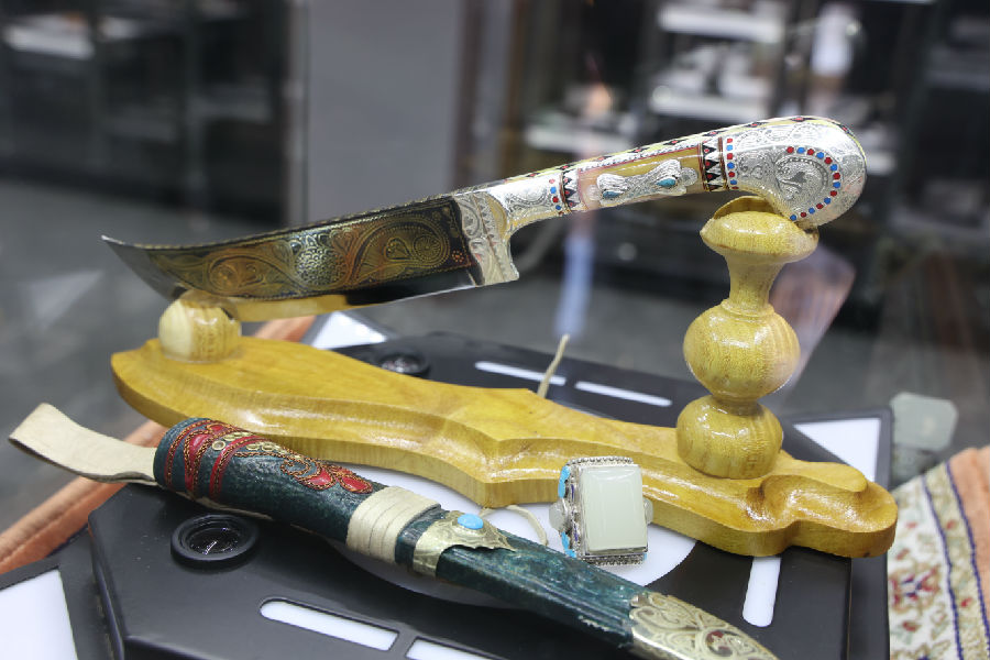 英吉沙小刀展示（娜扎凯提 摄）