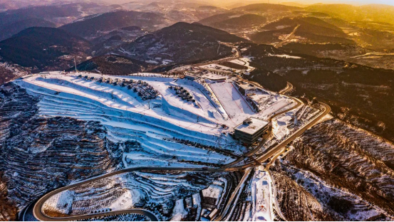 七彩太行景区内陆续建成的冰雪项目（晋晓 摄）